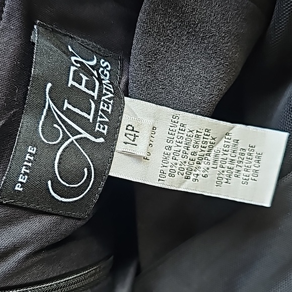 Alex Evenings Dress - Picture 6 of 8